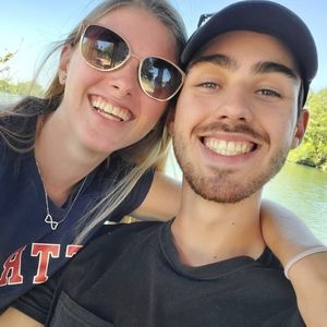 Meet your Posher, Desirea